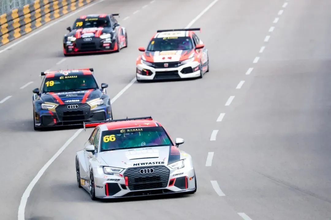 2021年11月22日 英国SPEEDLINE助力第68届澳门东望洋大赛 (3).jpg