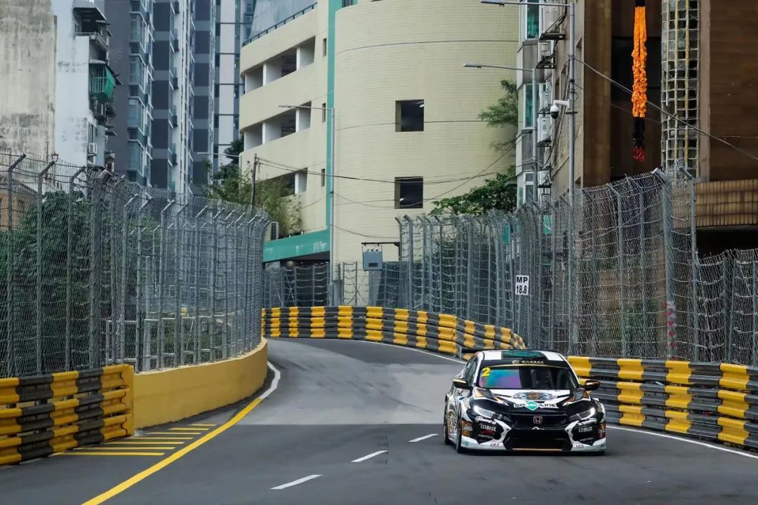 2021年11月22日 英国SPEEDLINE助力第68届澳门东望洋大赛 (44).jpg