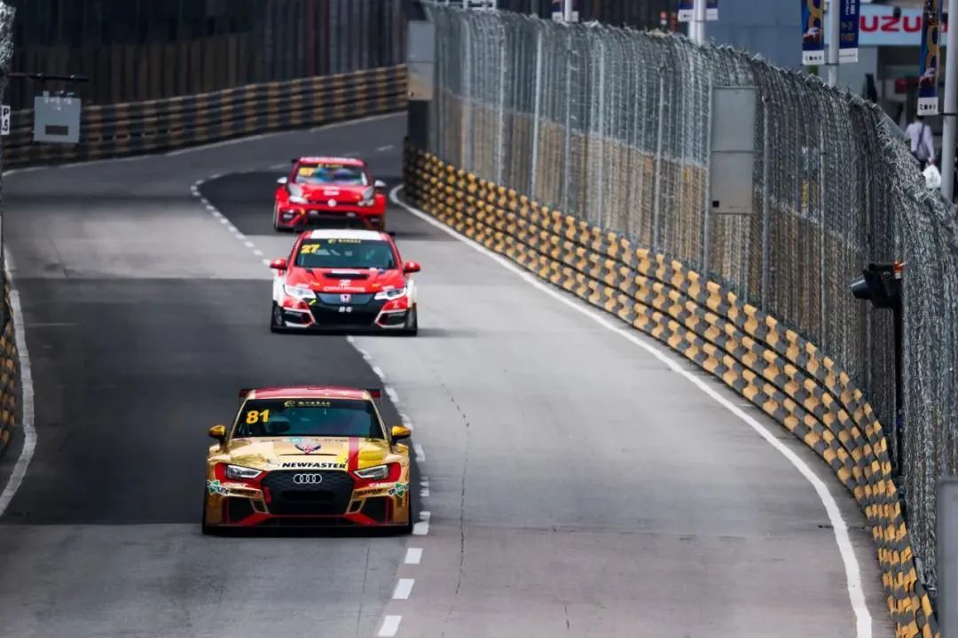 2021年11月22日 英国SPEEDLINE助力第68届澳门东望洋大赛 (8).jpg