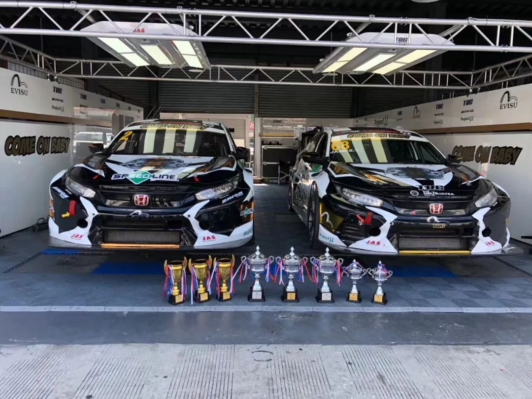 2021年8月3号    太平洋赛车道助力甄卓伟 (16).jpg