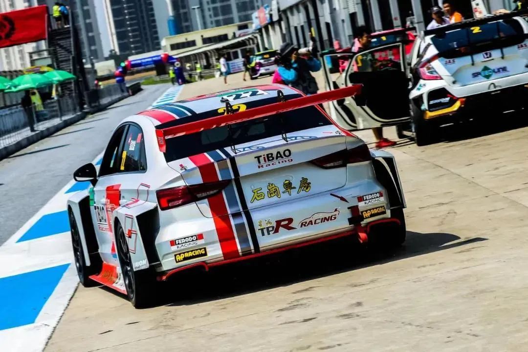 2021年8月3号    太平洋赛车道助力甄卓伟 (20).jpg
