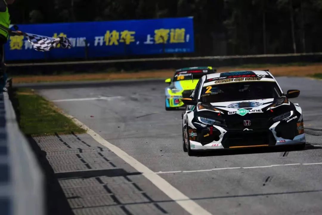 2021年8月3号    太平洋赛车道助力甄卓伟 (28).jpg