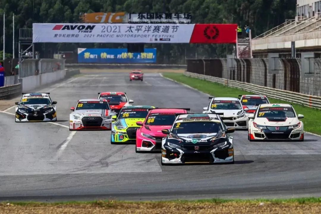 2021年8月3号    太平洋赛车道助力甄卓伟 (5).jpg