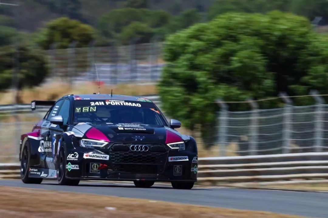 2022年7月12日 SPEEDLINE牵手香港车手参战葡萄牙24小时耐力赛勇夺亚军 (15).jpg