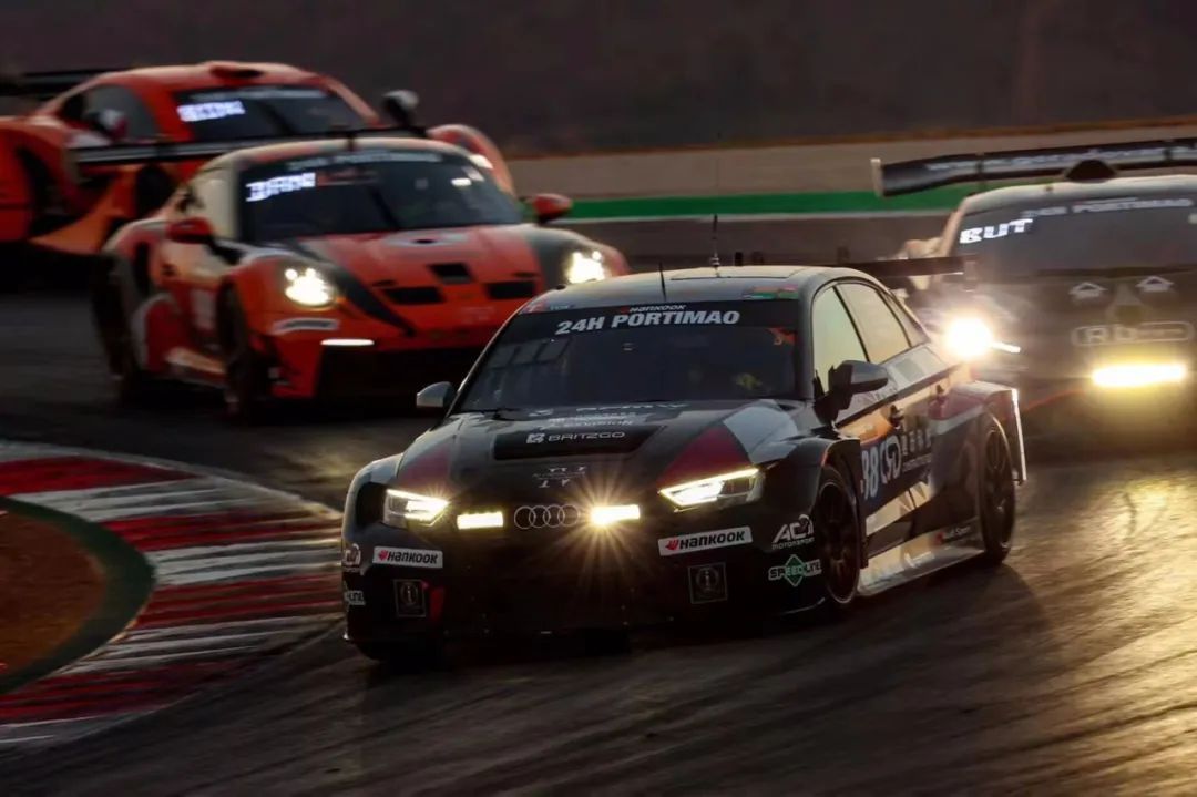 2022年7月12日 SPEEDLINE牵手香港车手参战葡萄牙24小时耐力赛勇夺亚军 (24).jpg